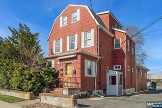 Building Photo - 649 New Jersey