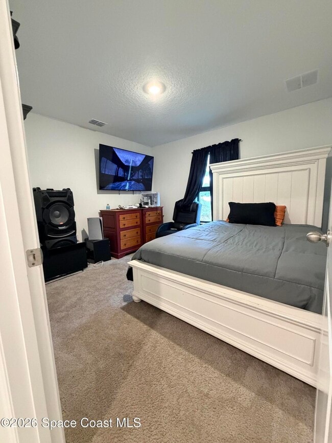 Building Photo - 341 Titan Rd SE