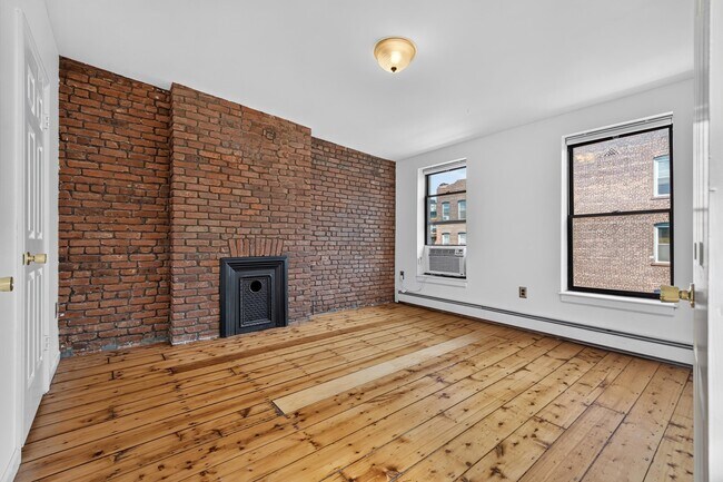 Building Photo - 98 Mercer St