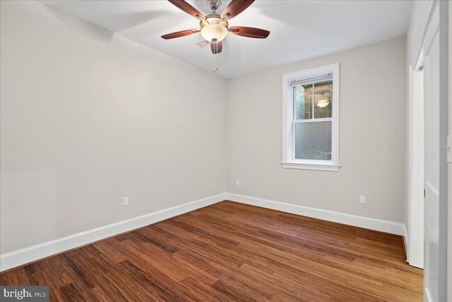 Building Photo - 902 Ramsey St