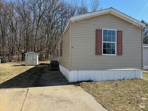 Building Photo - 263 Oak Lawn Dr