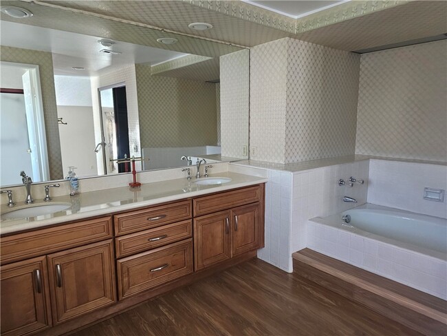 Building Photo - 4547 Chelsea Ct
