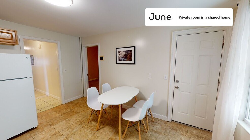 Building Photo - Room in Shared 3 bed/1 bath home in Central Square (Cambridge)