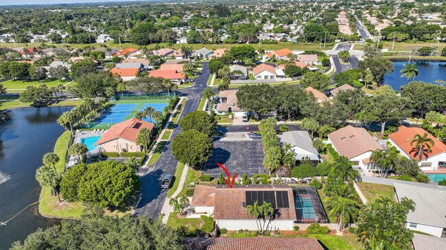 Building Photo - 190 Temple Ave