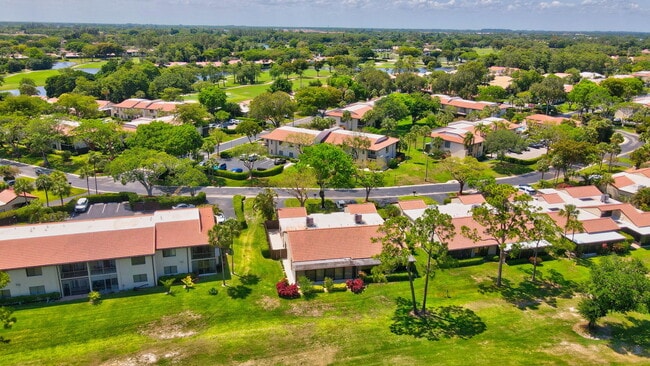 Building Photo - 21922 Cypress Dr
