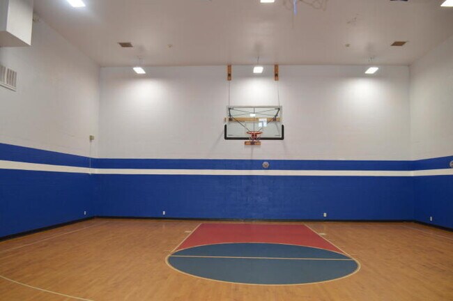 Building Photo - 2319 N Congress Ave