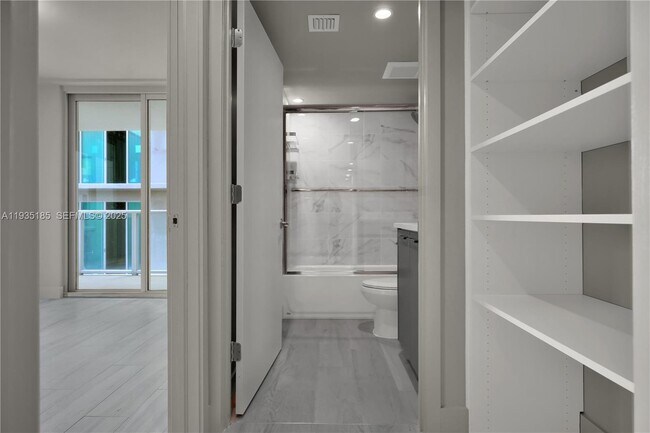 Building Photo - 1150 101st St