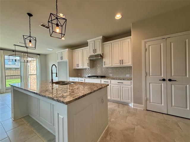 Building Photo - 509 Lomax Ln