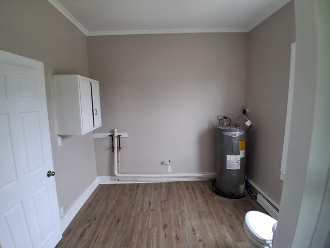 Building Photo - 1424 NY-49