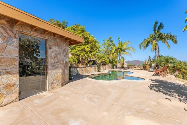 Building Photo - 20180 Elfin Forest Ln