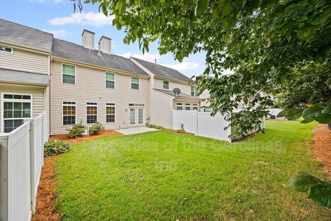 Building Photo - 9736 Springholm Dr