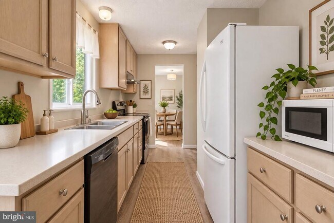 Building Photo - 8467 Magic Tree Ct