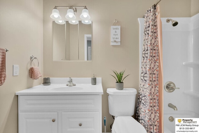 Building Photo - 1105 Spring Meadow Dr