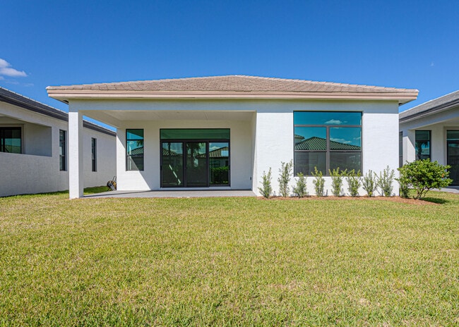 Building Photo - 9155 SW Esule Way