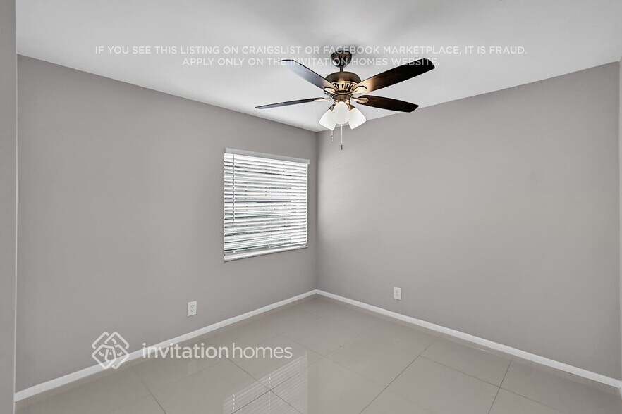 Building Photo - 1296 Woodcrest Rd S