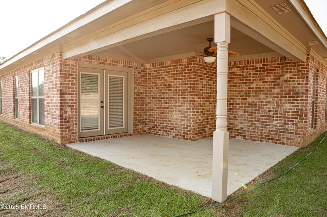 Building Photo - 6821 10th Ave