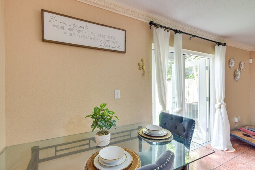 Building Photo - 2222 NW 135th Terrace