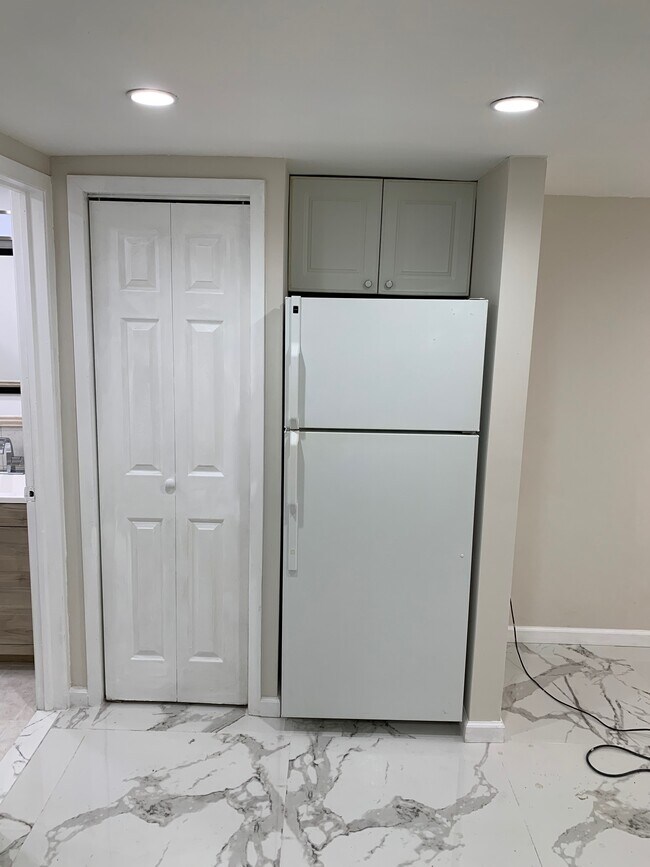 KITCHEN - 9924 67th Ave