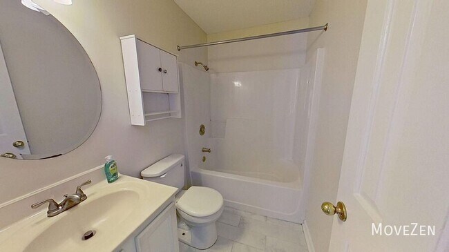 Building Photo - 903 Balfoure Dr