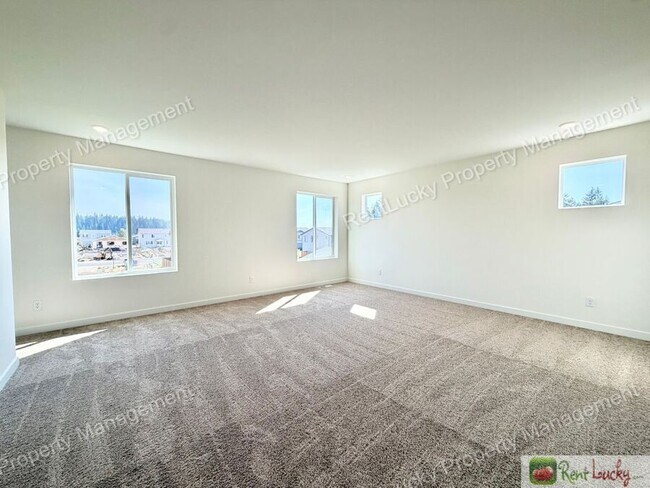 Building Photo - 17106 126th St Ct E