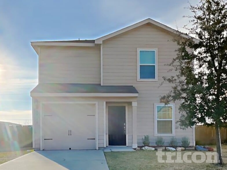 Building Photo - 5718 Treasure Cove Rd