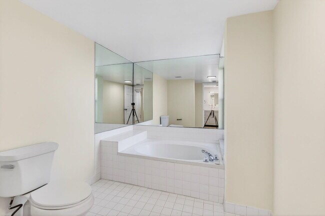 Building Photo - 5900 Camino Del Sol