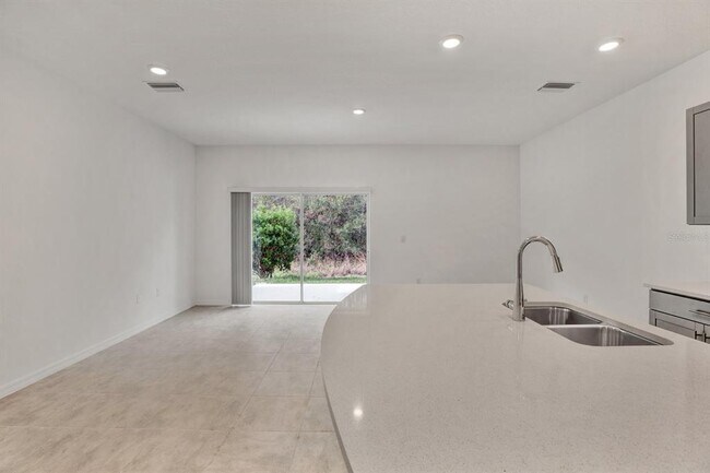 Building Photo - 2191 Hallier Cv