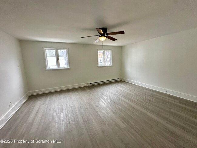 Building Photo - 6 Magnolia Ave