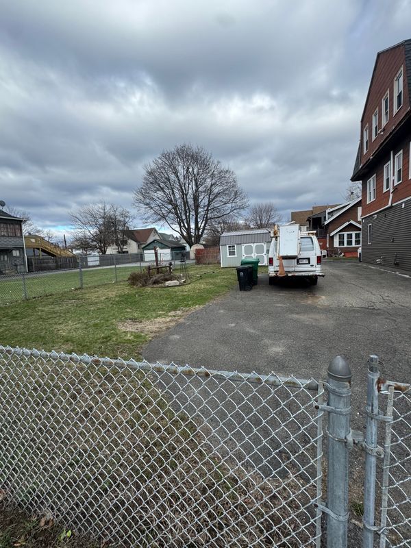 Building Photo - 664 Chicopee St