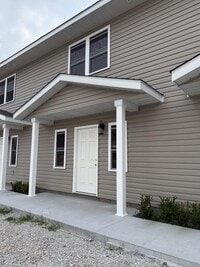 Building Photo - 611 Nichols St