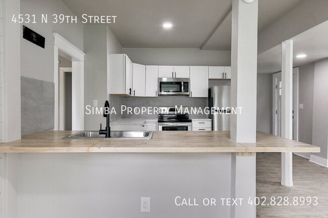 Building Photo - 4531 N 39th St