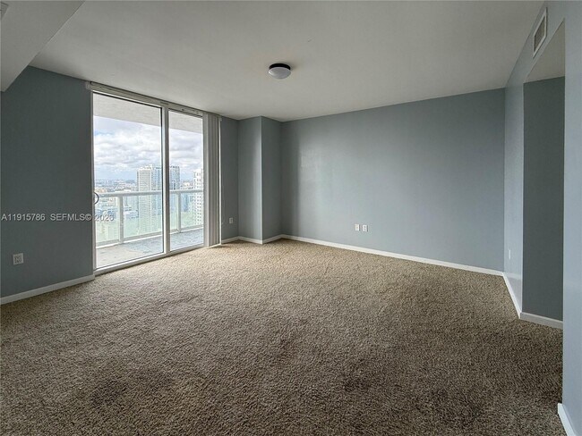 Building Photo - 50 Biscayne Blvd