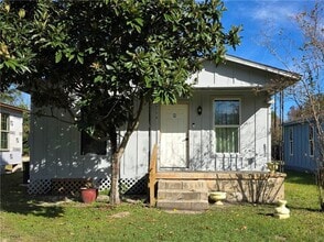 Building Photo - 404 Havens St