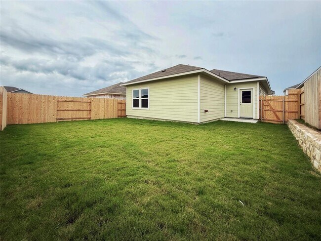 Building Photo - 2714 Towy Rd