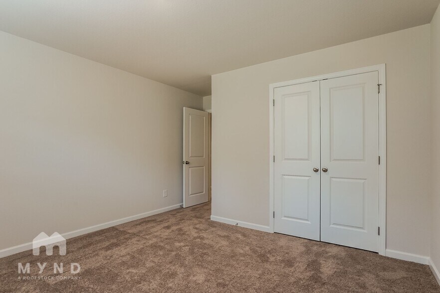 Building Photo - 124 Taverners Ln
