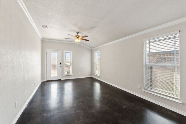 Building Photo - HH917 Ramblewood