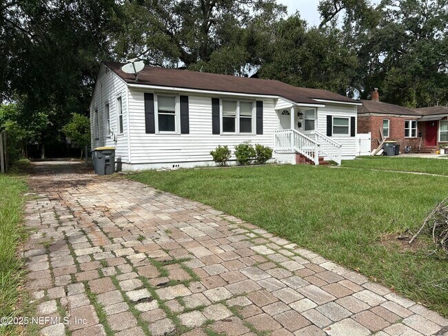 Building Photo - 3325 Claremont Rd