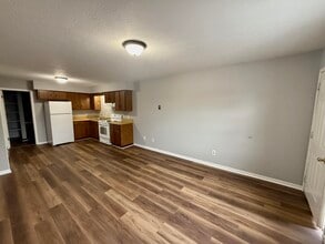 Building Photo - 1155 KY-3057