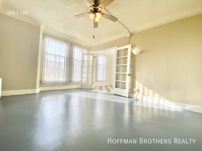 Primary Photo - 717 Normandie Ave