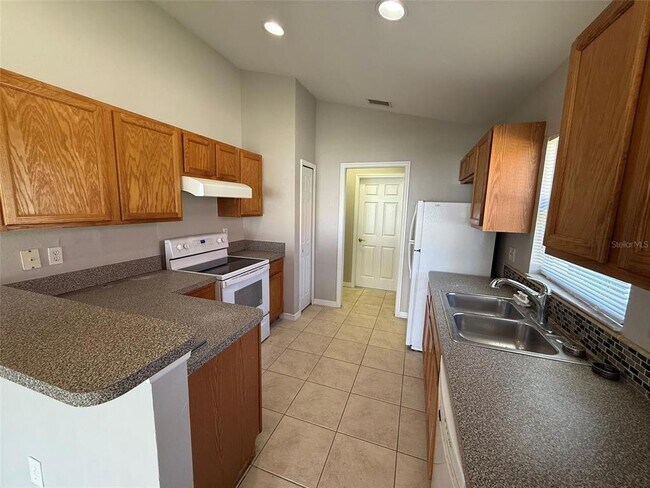 Building Photo - 463 Winwood Ct