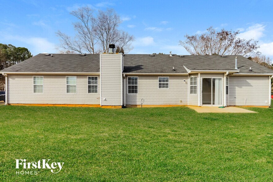 Building Photo - 128 Greenleaf Dr