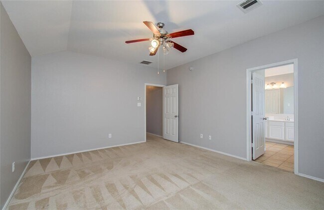 Building Photo - 5003 Riverbridge Ct