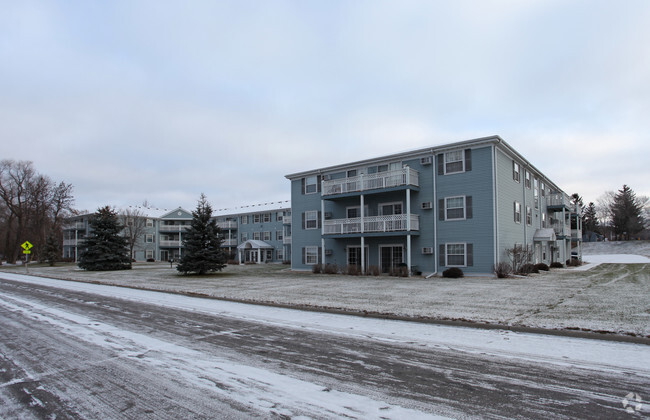 Primary Photo - Waterfront Apartments