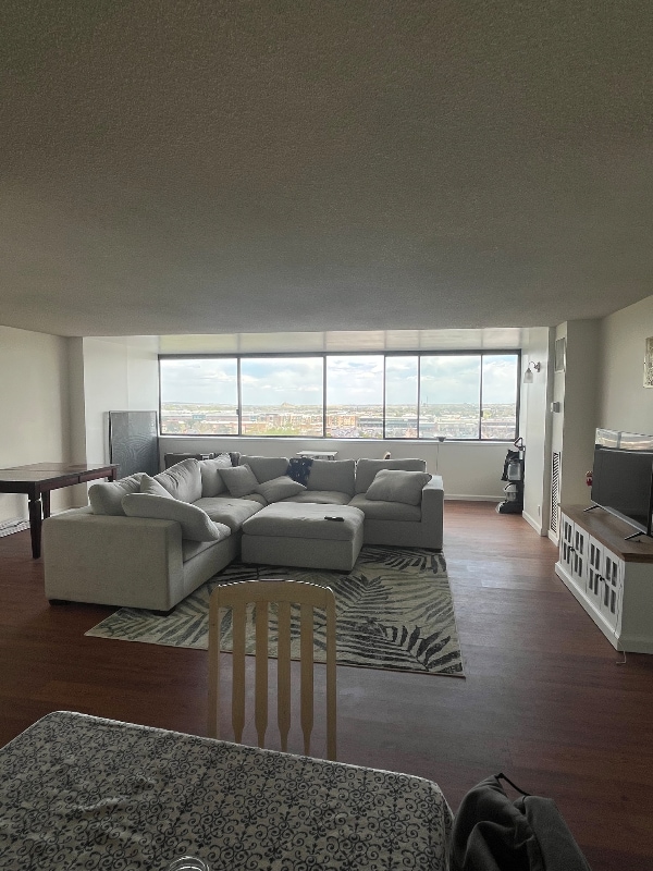 Building Photo - 1850 Folsom St