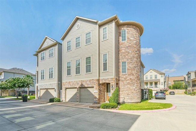 Primary Photo - 1752 Monarch Ridge Dr