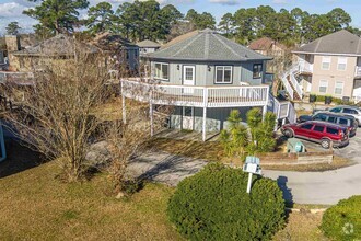 Building Photo - 502 Tree Top Ln