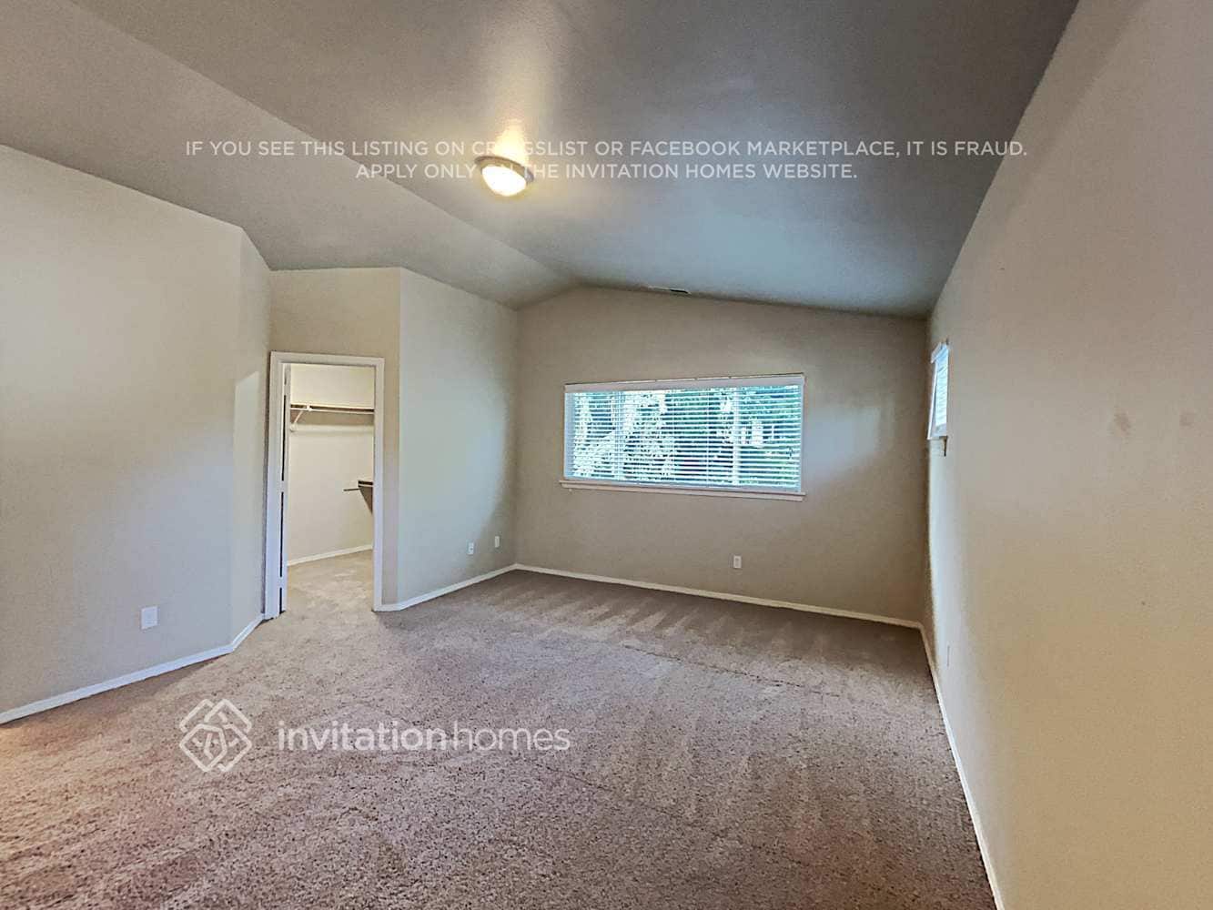 Building Photo - 9224 178 St Ct E