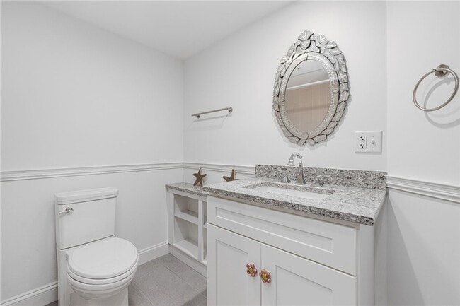 Building Photo - 53 Conanicus Ave