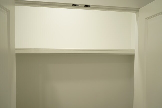 Building Photo - 781 Berry Rd