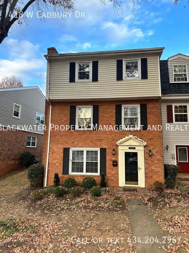 Primary Photo - 3 Bedroom Townhome in Georgetown Forest! W...